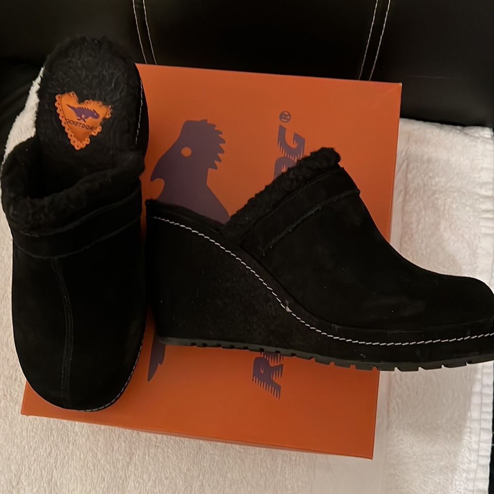 Clogs - Picture 5 of 6